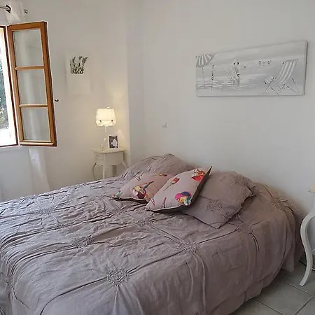 Sleeps 8 Pool Wifi Gassin